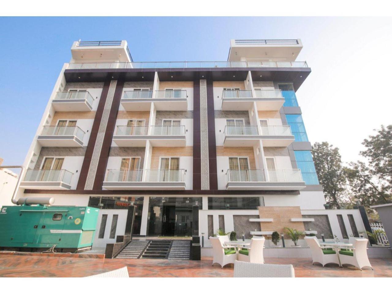 Kusum House Bed & Breakfast Greater Noida Luaran gambar